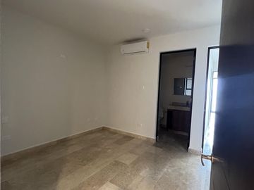 Departamento en  venta en Mérida 2 recámaras a 2 cuadras de Hospital el Faro con lock off
