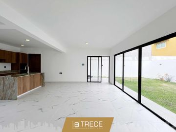 Casa en venta Alvarado, Lomas Residencial
