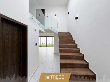 Casa en venta Alvarado, Lomas Residencial