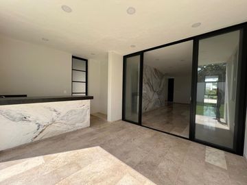 Casa en  Venta en Mérida en Privada 4 recámaras lista para entrega