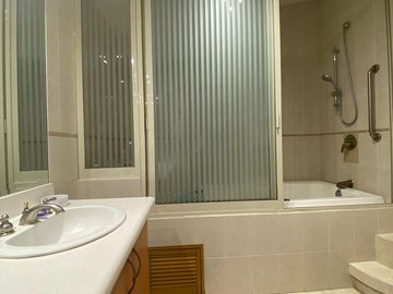 VENTA DE CASA EN FRACCIONAMIENTO HACIENDA DEL BOSQUE EN METEPEC