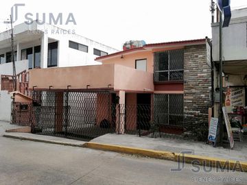 Casa en Venta en Col. Los Mangos, Madero Tamaulipas.