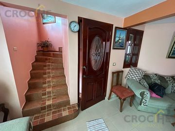 Casa en venta en fraccionamiento Zona Plaza Cristal