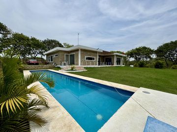 Casa en Pueblo Paso Del Toro