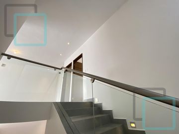 CASA EN VENTA VALLE DE CRISTAL ZONA CARRETERA NACIONAL MONTERREY