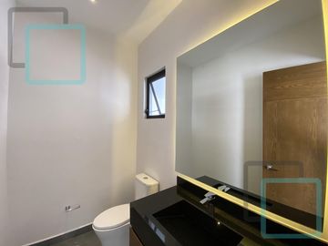 CASA EN VENTA VALLE DE CRISTAL ZONA CARRETERA NACIONAL MONTERREY