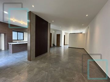 CASA EN VENTA VALLE DE CRISTAL ZONA CARRETERA NACIONAL MONTERREY