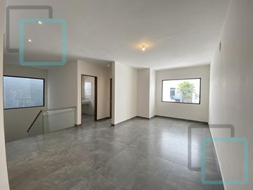 CASA EN VENTA VALLE DE CRISTAL ZONA CARRETERA NACIONAL MONTERREY
