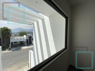 CASA EN VENTA VALLE DE CRISTAL ZONA CARRETERA NACIONAL MONTERREY