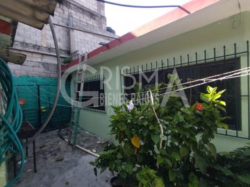 CASA EN VENTA EN SANTIAGO DE LA PEÑA