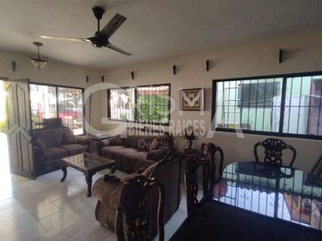 CASA EN VENTA EN SANTIAGO DE LA PEÑA