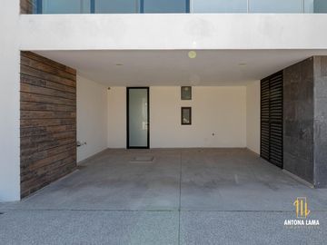 Casa en venta en Parque Nayarit, Lomas de Angelópolis