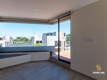 Casa en venta en Parque Nayarit, Lomas de Angelópolis