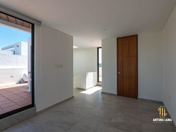 Casa en venta en Parque Nayarit, Lomas de Angelópolis
