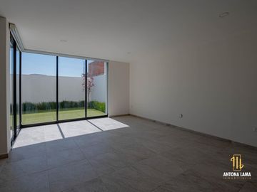 Casa en venta en Parque Nayarit, Lomas de Angelópolis