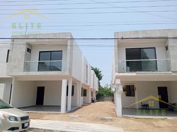 CASA EN VENTA COL. DEL PUEBLO TAMPICO
