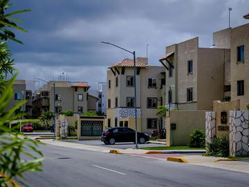 DEPARTAMENTO NUEVO EN VENTA EN PLAYA DEL CARMEN EN PRIVADA