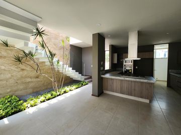 Casa en Venta Altozano Fraccionamiento privado
