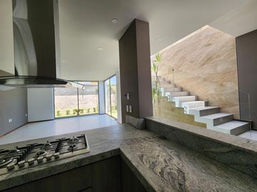 Casa en Venta Altozano Fraccionamiento privado