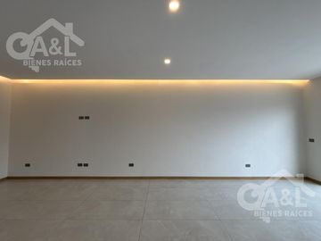 Hermosa casa en Venta en Fraccionamiento  Paseo de la Reina
