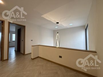 Hermosa casa en Venta en Fraccionamiento  Paseo de la Reina