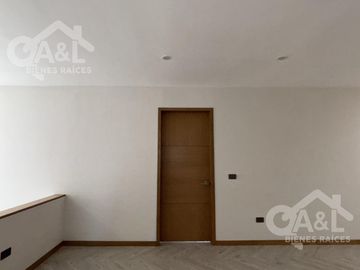Hermosa casa en Venta en Fraccionamiento  Paseo de la Reina
