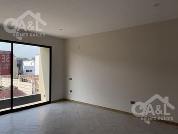 Hermosa casa en Venta en Fraccionamiento  Paseo de la Reina
