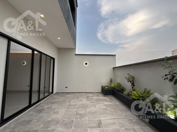 Hermosa casa en Venta en Fraccionamiento  Paseo de la Reina
