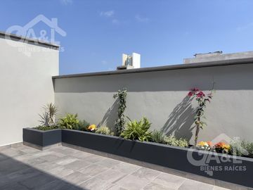 Hermosa casa en Venta en Fraccionamiento  Paseo de la Reina
