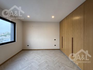 Hermosa casa en Venta en Fraccionamiento  Paseo de la Reina