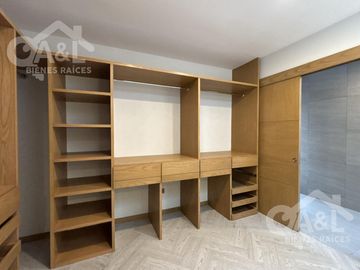 Hermosa casa en Venta en Fraccionamiento  Paseo de la Reina