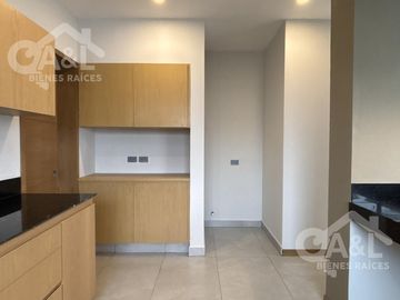 Hermosa casa en Venta en Fraccionamiento  Paseo de la Reina