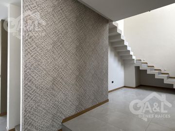 Hermosa casa en Venta en Fraccionamiento  Paseo de la Reina