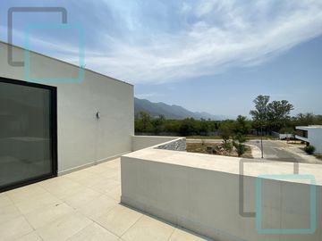 CASA EN VENTA LAS ESMERALDAS ZONA CARRETERA NACIONAL MONTERREY