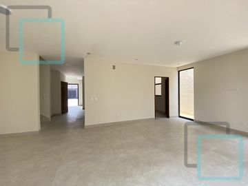 CASA EN VENTA LAS ESMERALDAS ZONA CARRETERA NACIONAL MONTERREY