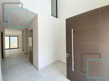 CASA EN VENTA LAS ESMERALDAS ZONA CARRETERA NACIONAL MONTERREY