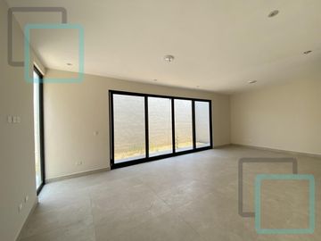 CASA EN VENTA LAS ESMERALDAS ZONA CARRETERA NACIONAL MONTERREY