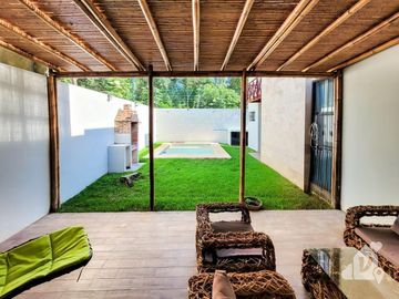 VENTA CASA CON ALBERCA PRIVADA PLAYA DEL CARMEN