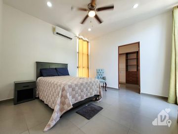 VENTA CASA CON ALBERCA PRIVADA PLAYA DEL CARMEN