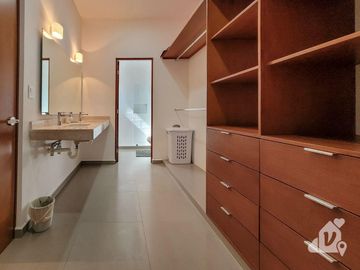 VENTA CASA CON ALBERCA PRIVADA PLAYA DEL CARMEN