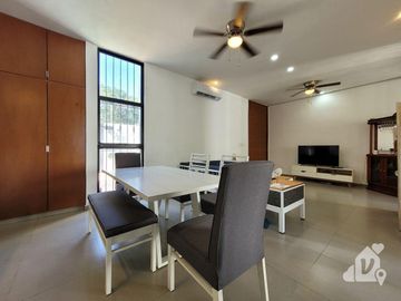 VENTA CASA CON ALBERCA PRIVADA PLAYA DEL CARMEN