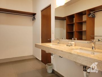 VENTA CASA CON ALBERCA PRIVADA PLAYA DEL CARMEN