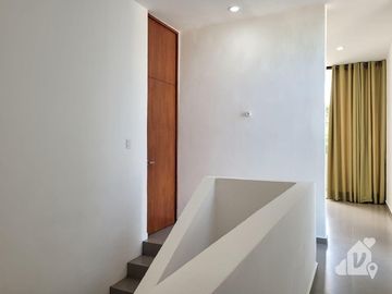 VENTA CASA CON ALBERCA PRIVADA PLAYA DEL CARMEN