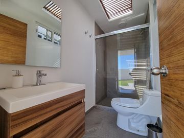 Casa en venta en el Lago de Tequesquitengo