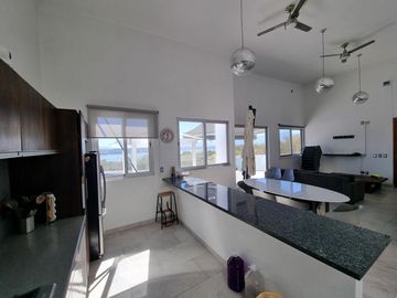 Casa en venta en el Lago de Tequesquitengo