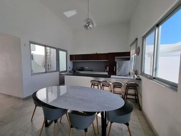 Casa en venta en el Lago de Tequesquitengo
