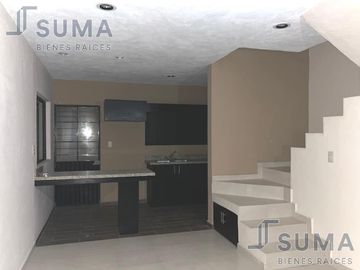 Casa en Venta en Col. Sahop, Madero Tamaulipas.