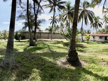 Casa en venta en casitas veracruz con vista a la playa y terreno amplio