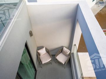 Casa en Venta Las Puentes -  San Nicolas de los Garza
