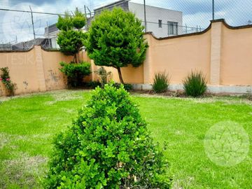 Casa en  VENTA en Privada con 3 Recámaras,  Toluca